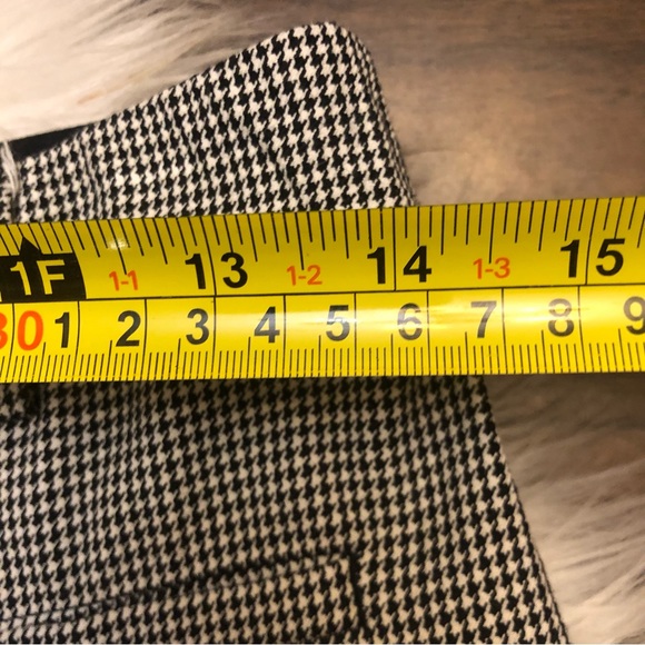 ANTHROPOLOGIE MAEVE Slim Kick Houndstooth Print Cropped Pants - Picture 12 of 13